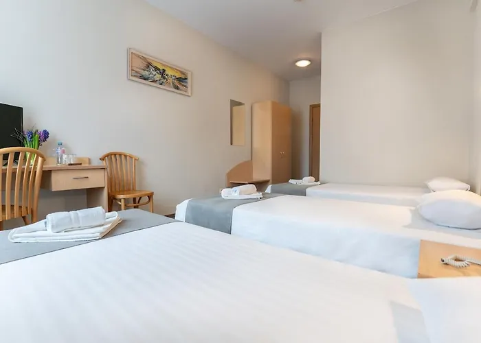 Aribe Klaipeda, Free Parking فندق