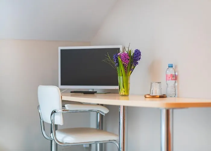 Aribe Klaipeda, Free Parking فندق كلابيدا